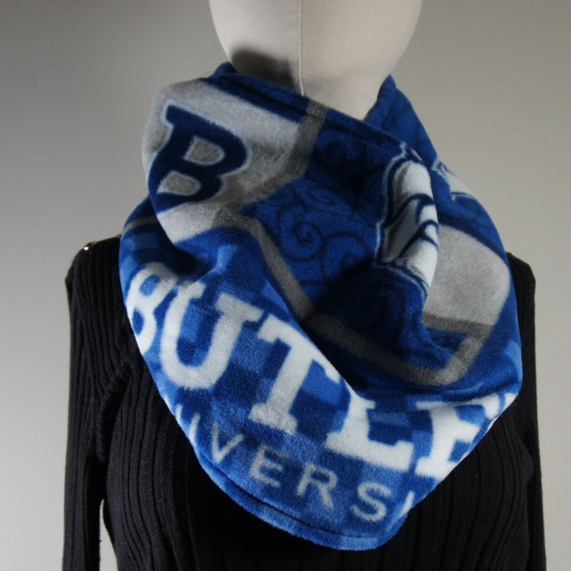 Accessories - Scarves - Cowl - NCAA - Butler University-BU - Bulldogs