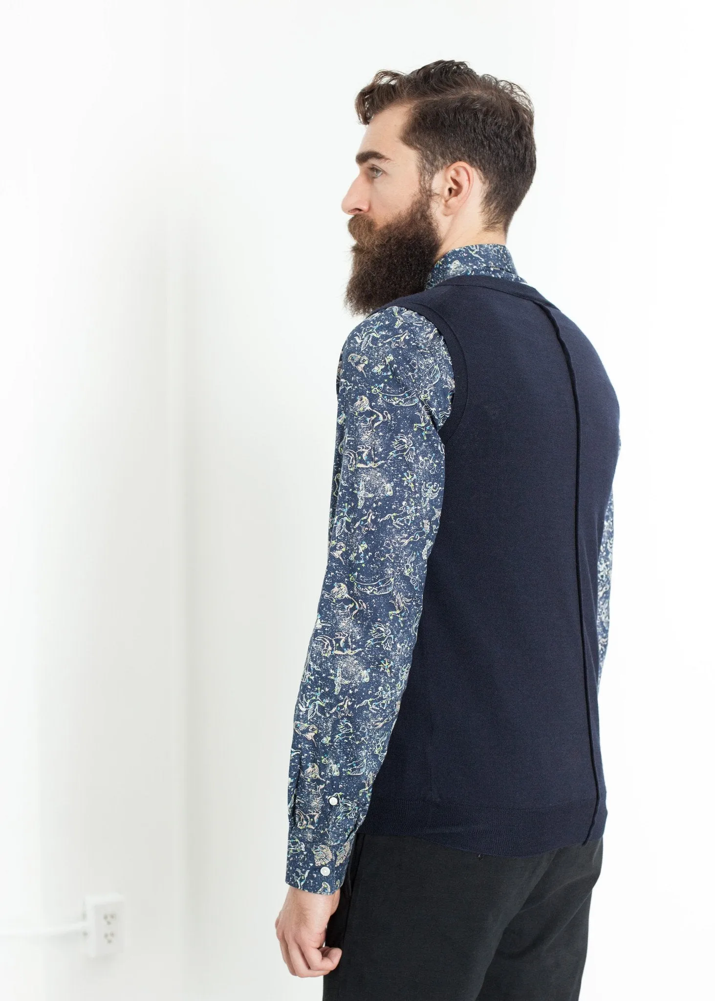 Basic Gilet in Navy Jacket