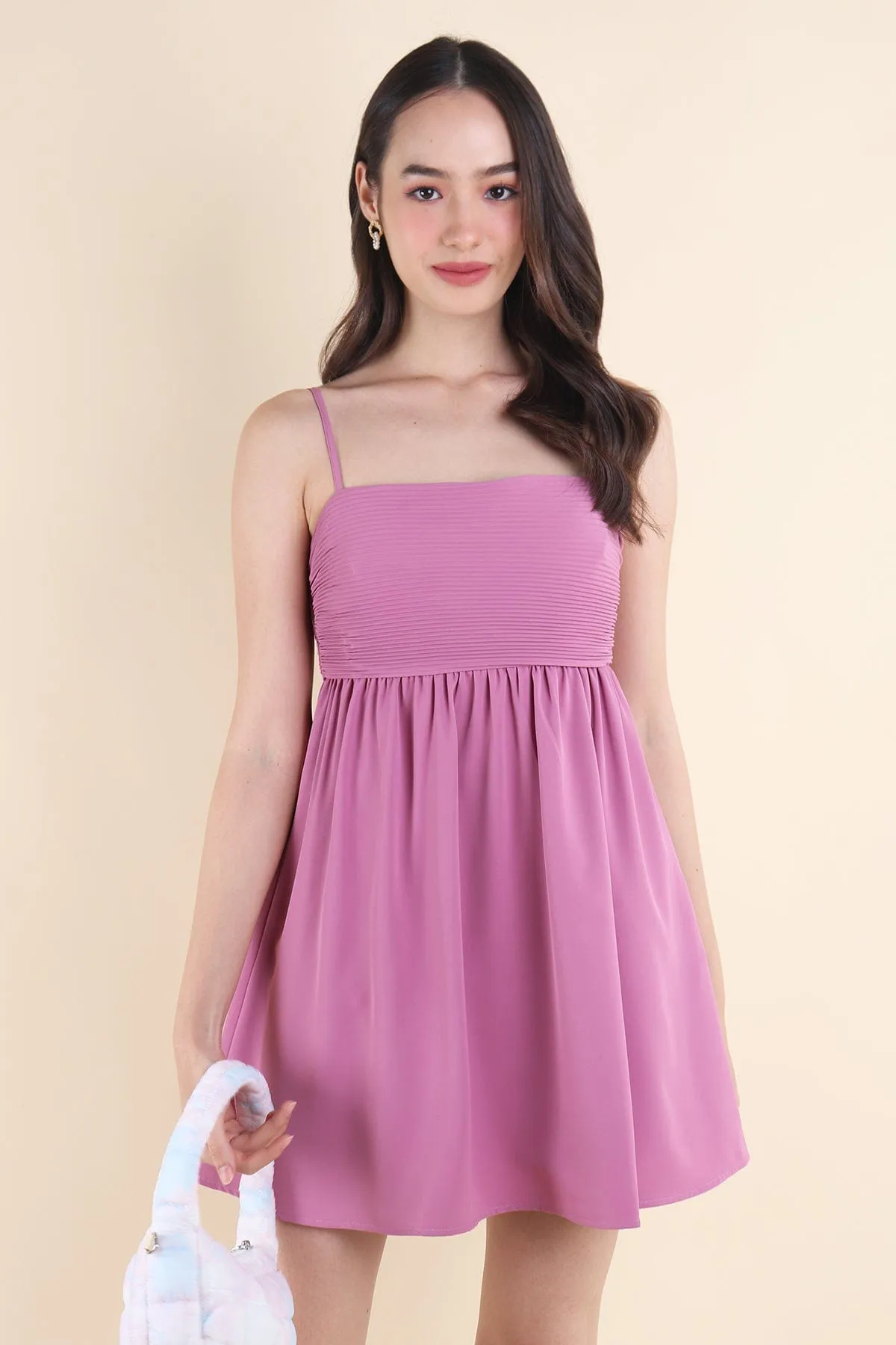 BEA PLEATED BABYDOLL DRESS IN MAGENTA