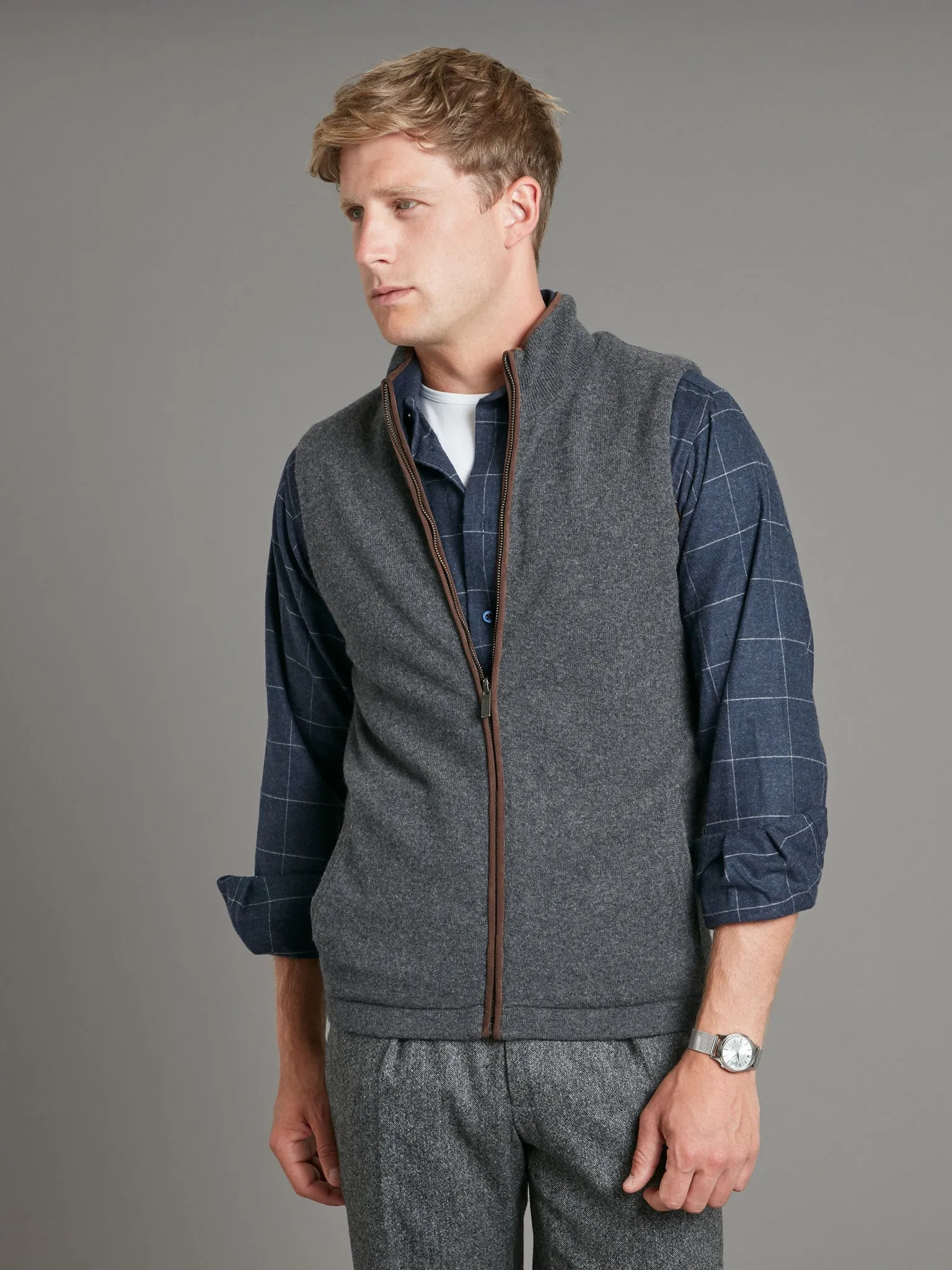 Cashmere Reversible Gilet - Navy & Charcoal