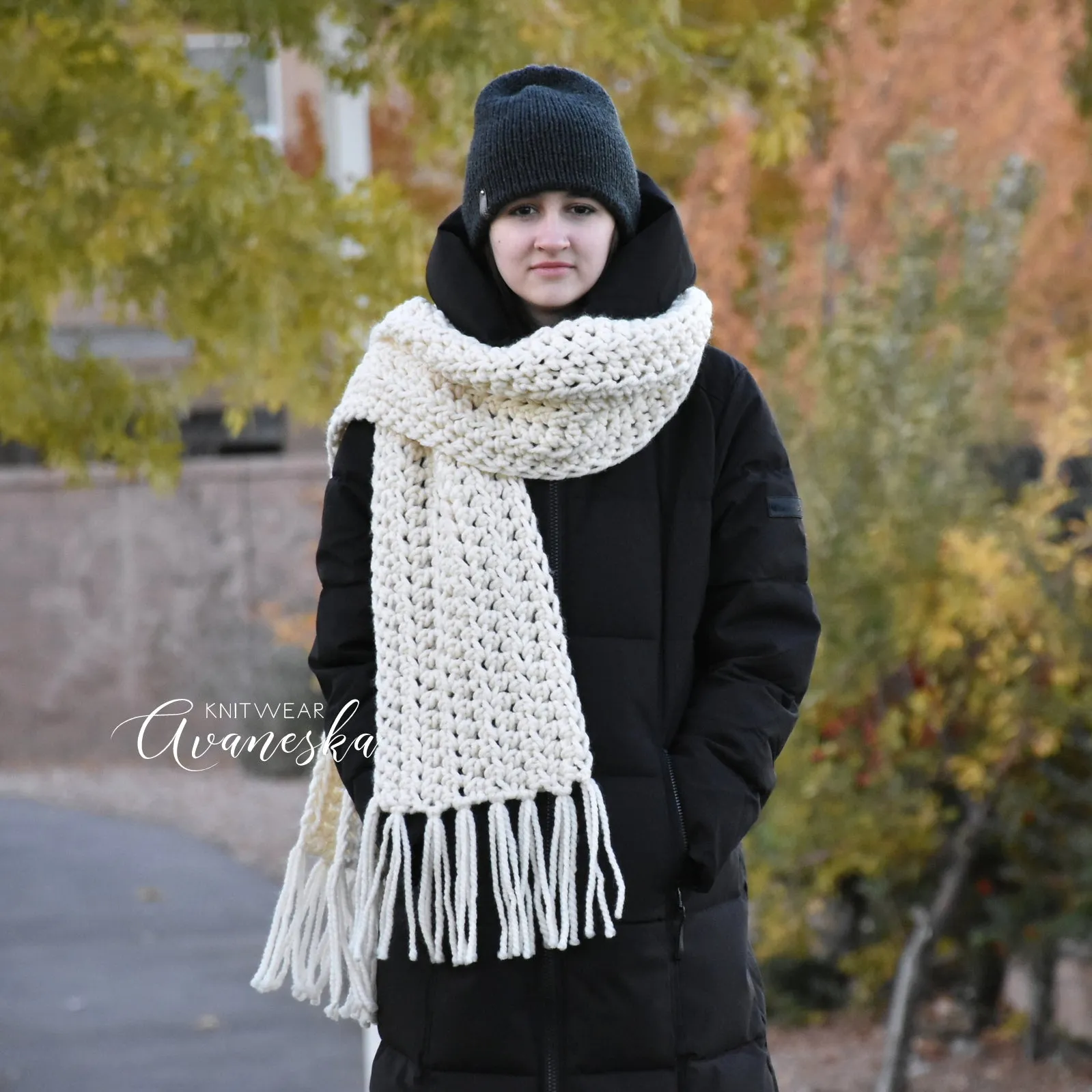 Chunky Classic Long Fringed Scarf | THE ALPINE