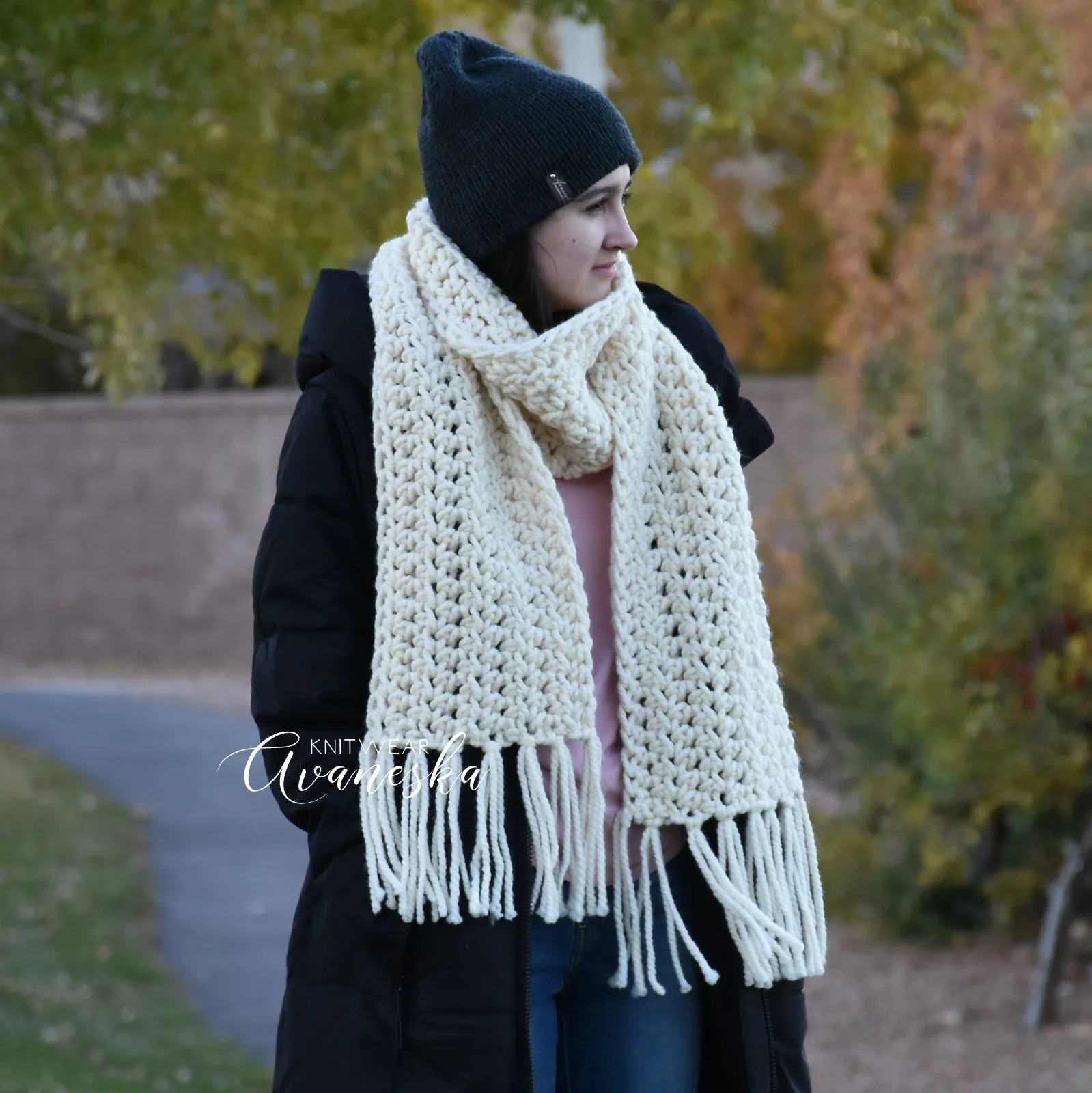 Chunky Classic Long Fringed Scarf | THE ALPINE