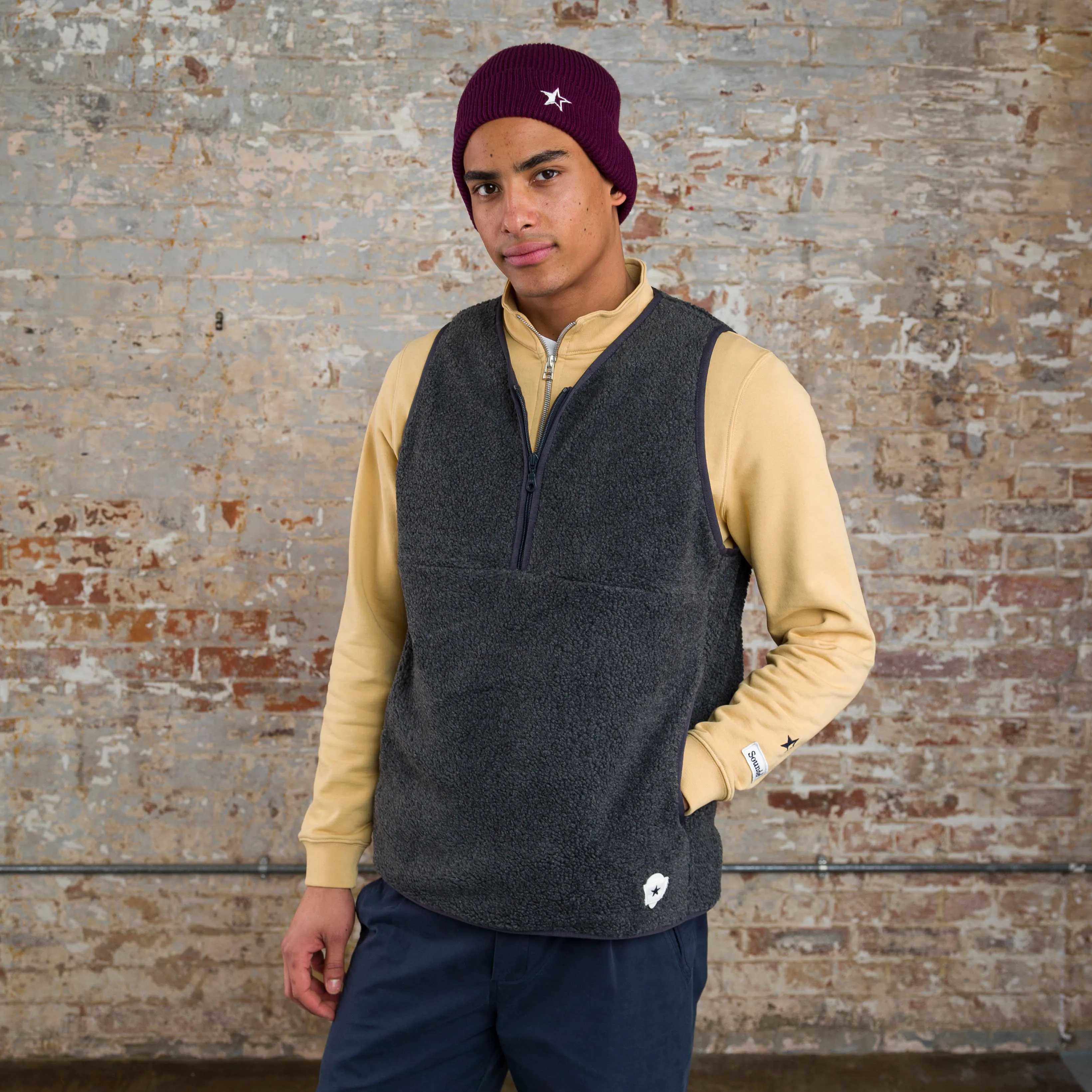 Himalayas Overhead Gilet - Charcoal