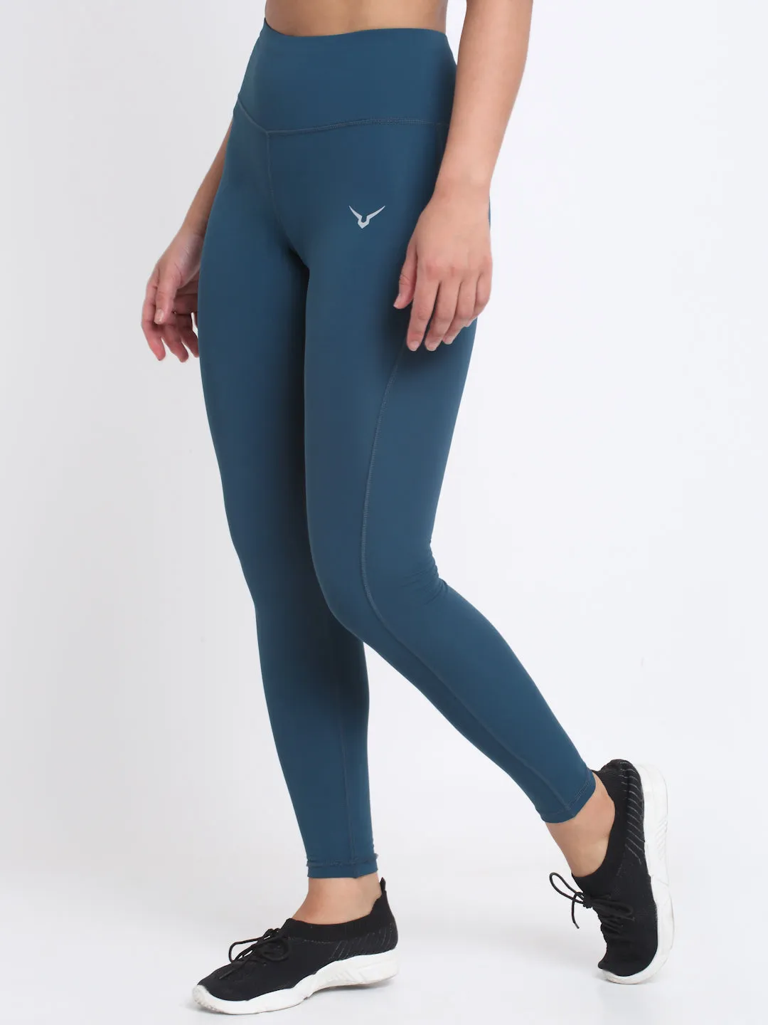 Invincible Women's Performance Leggings