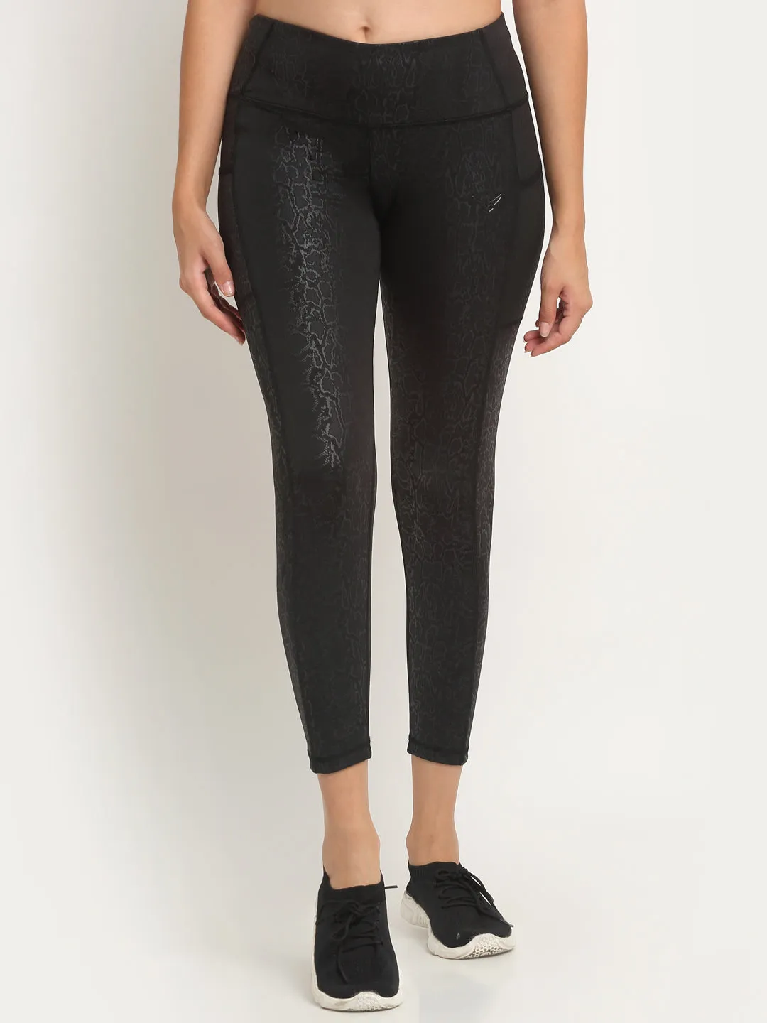 Invincible Women's Training Legging With Side Pocket