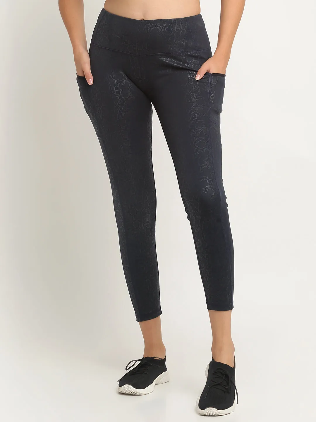 Invincible Women's Training Legging With Side Pocket