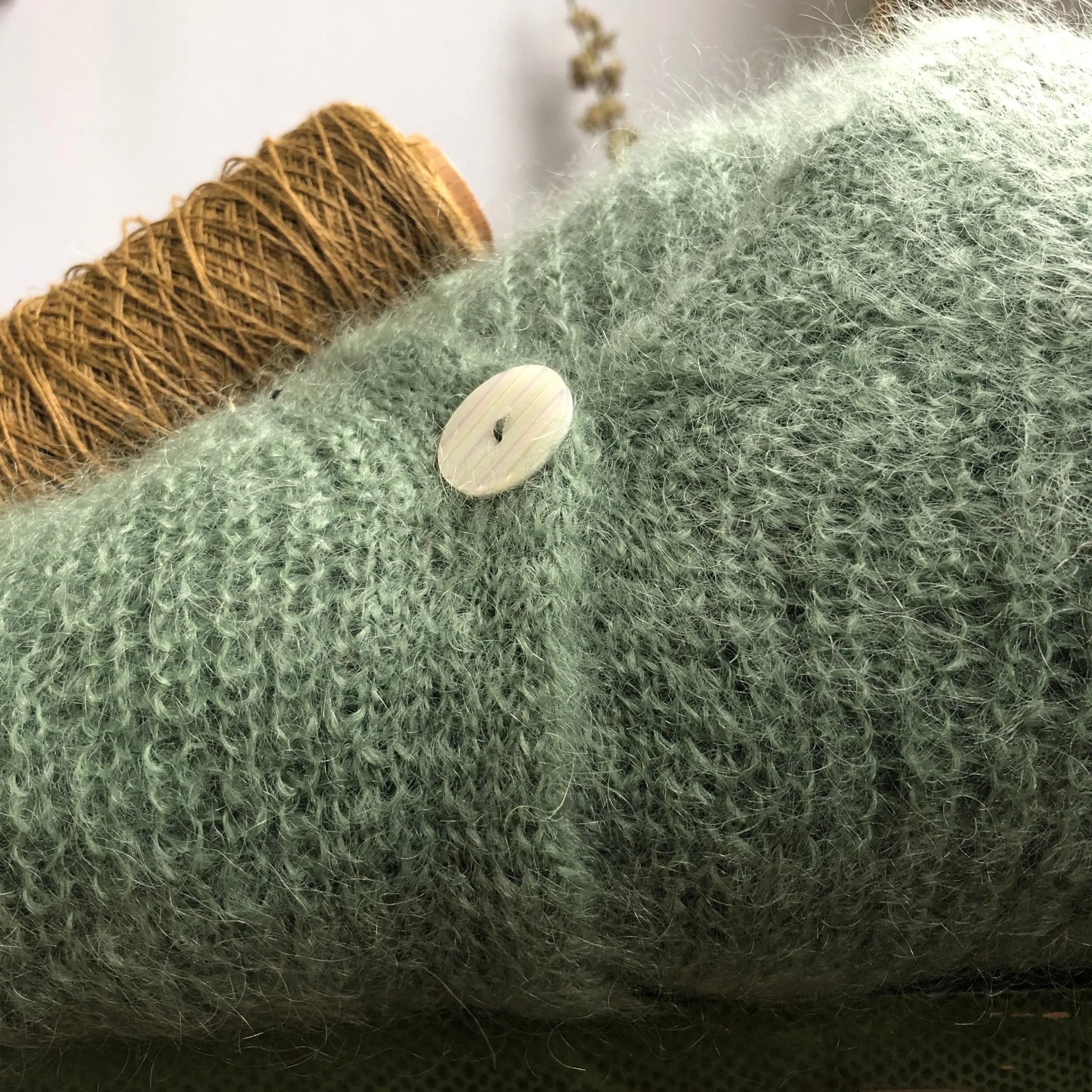 Le gilet Philippine mohair et laine - Vert mousse