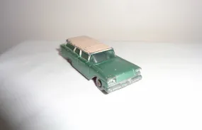 Lesney Matchbox Model No. 31 American Ford Station Wagon