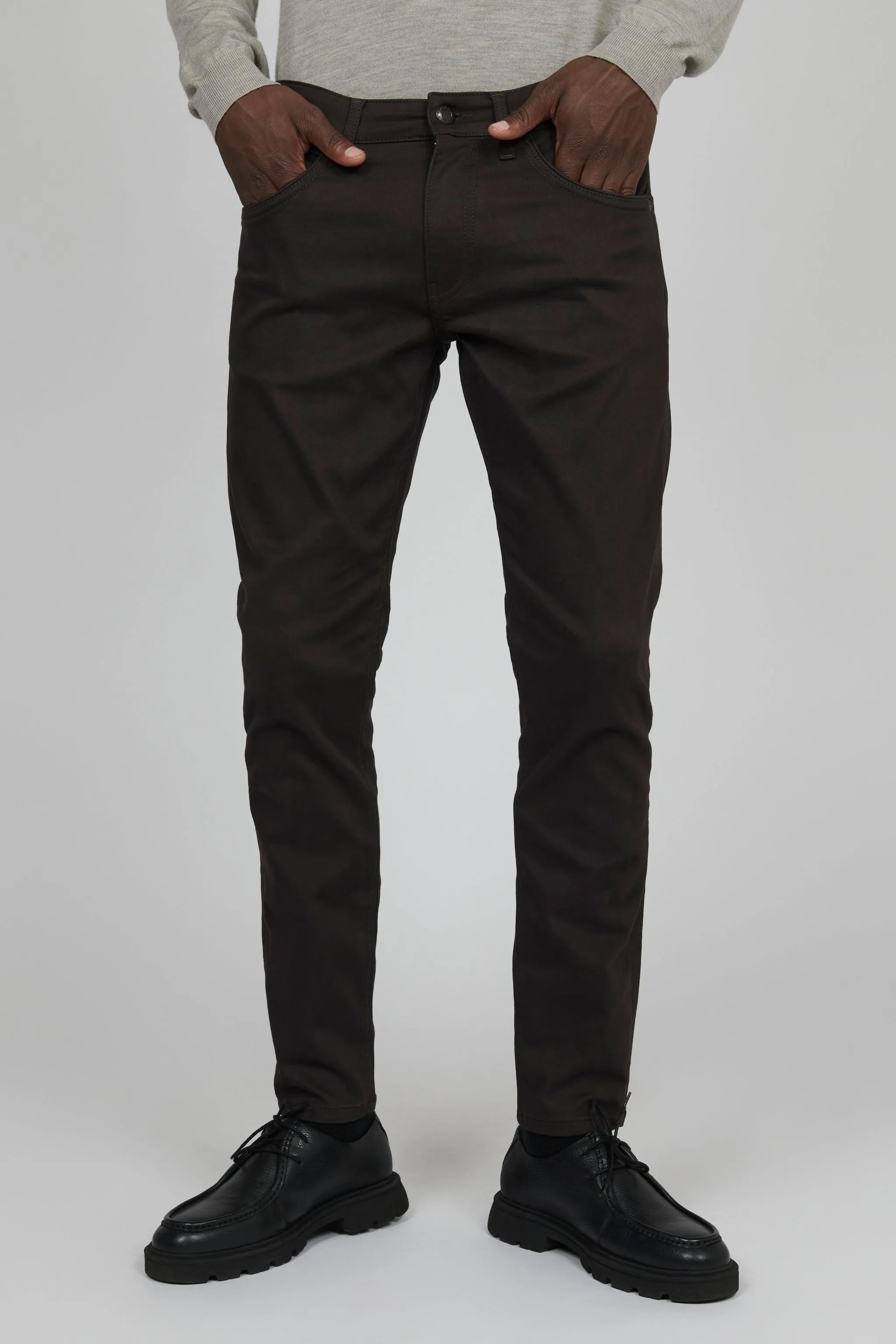 Matinique Pete Hybrid Pants Espresso