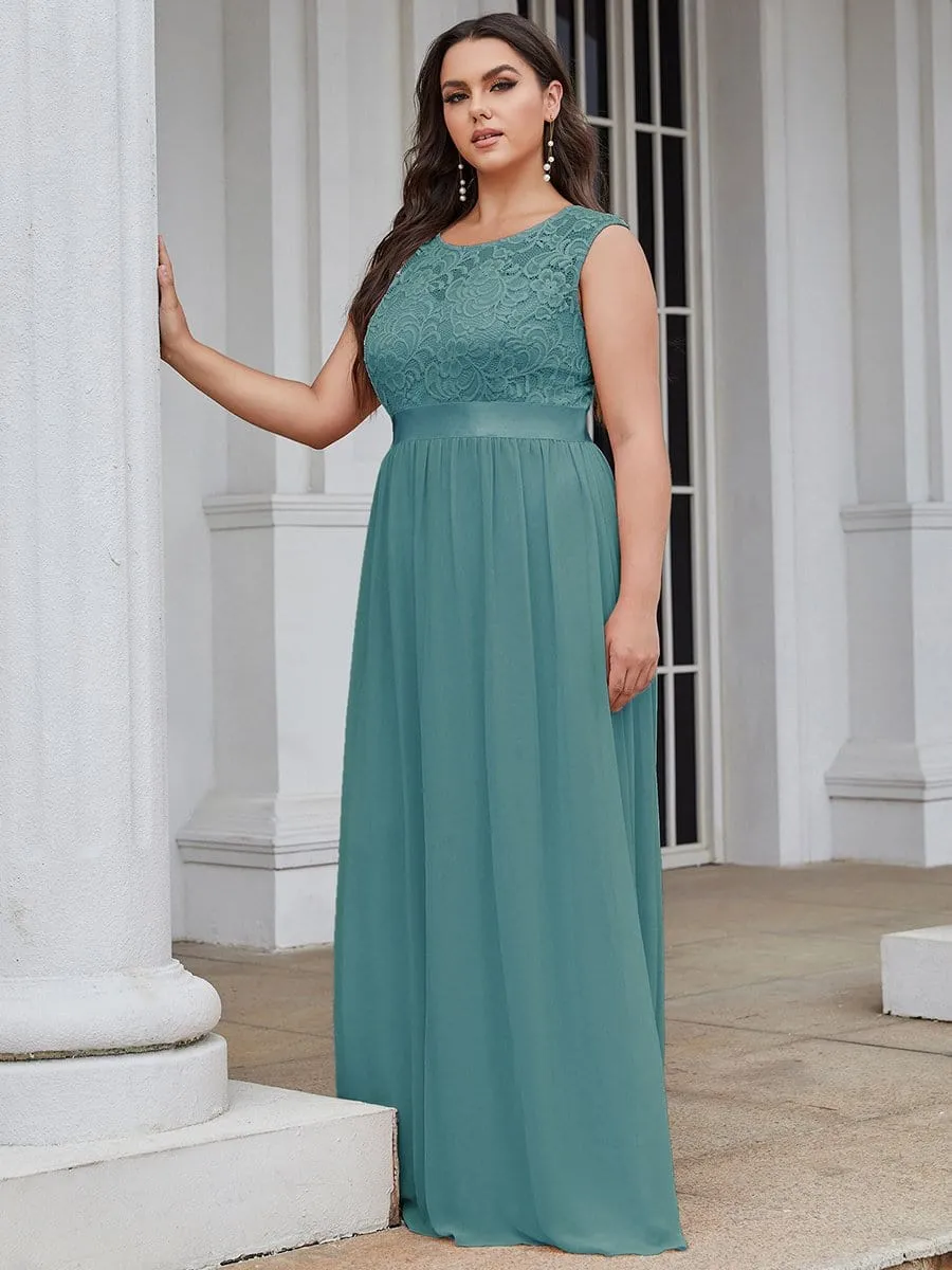 Plus Size Classic Round Neck V Back A-Line Chiffon Bridesmaid Dresses with Lace