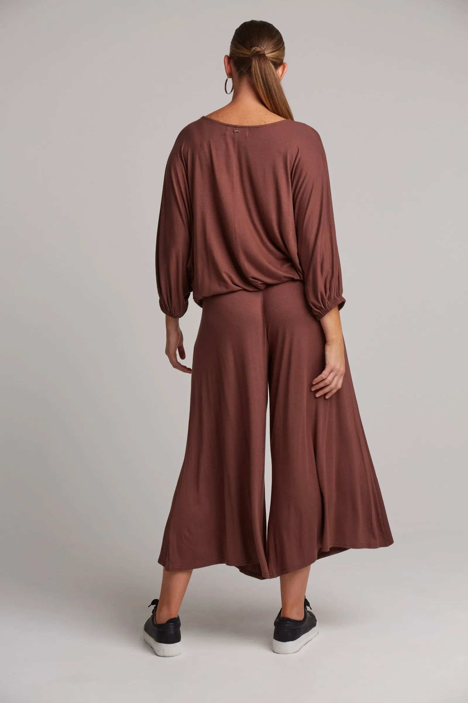 Studio Jersey Relaxed Top - Mocha