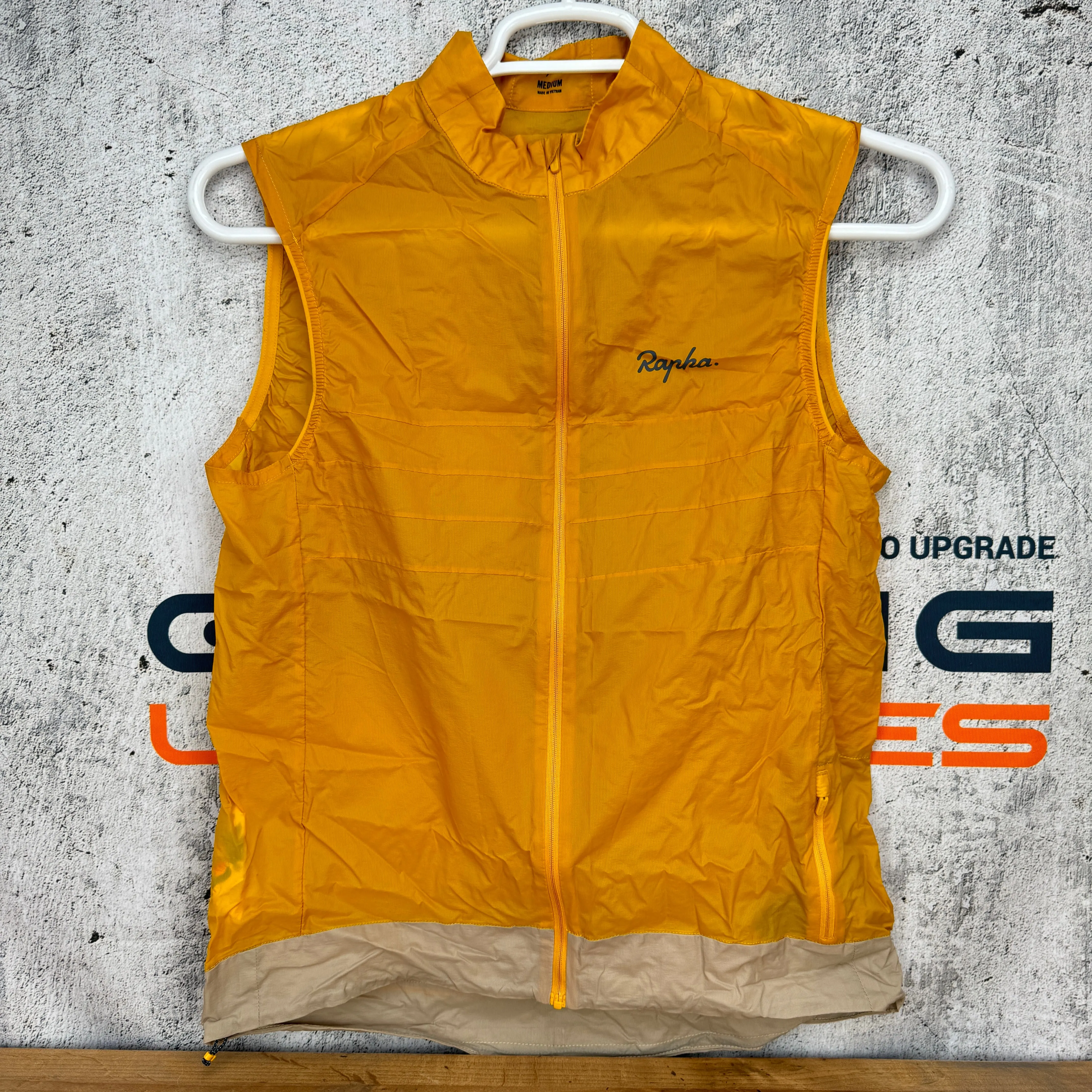 Worn Once! Rapha Explore Lightweight Gilet Men's Medium Yellow Cycling Vest