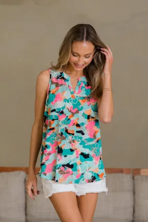 Wrinkle-Free Floral Notched Tank